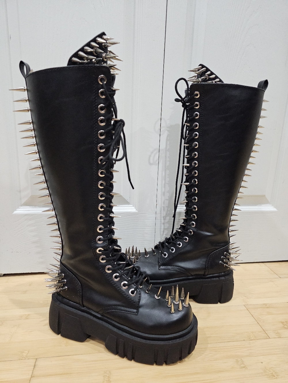 Rare Dolls Kill Widow Punk Goth The Problem Child Black Silver Spiked Knee Boots - Picture 3 of 15